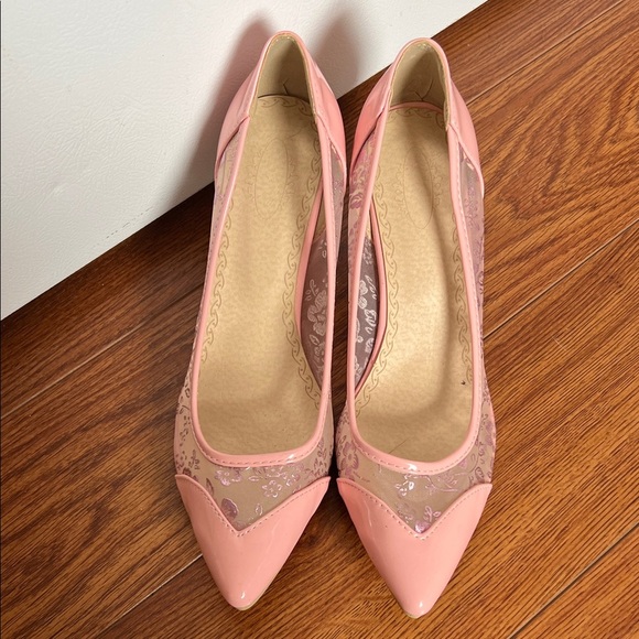 Elegant Pink Floral Women's Heels - Picture 5 of 7